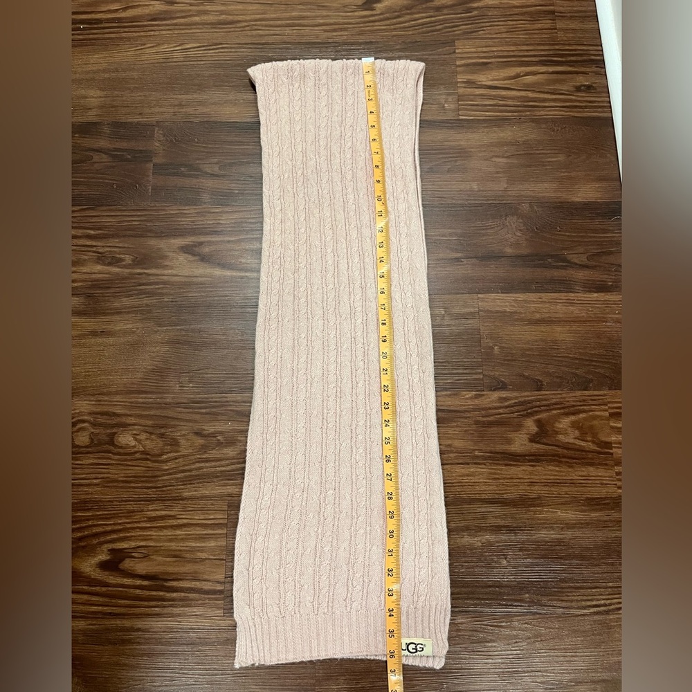 UGG Australia Cashmere Scarf in Pale Pink 72”/11” - Picture 3 of 4